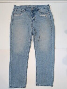 American Eagle Tom Girl Light Blue Wash Distressed Jeans Size 10 Buttonfly